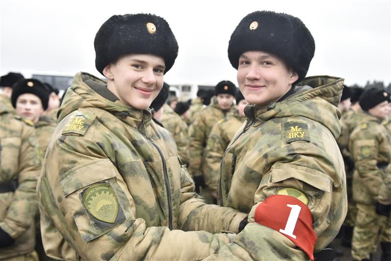 первая совместная тренировка парадных расчетов пеших и механизированных колонн по подготовке к военному параду в честь 74-ой годовщины победы в Великой Отечественной войне