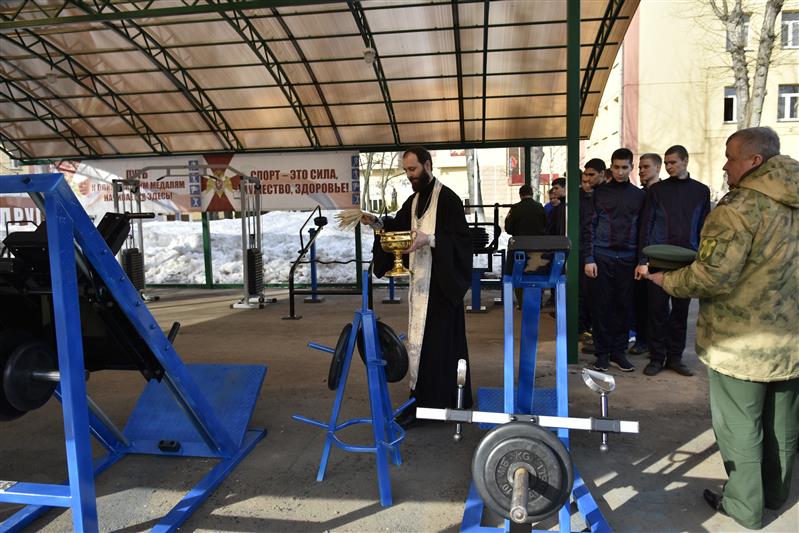 У кадет МПКУ - новые тренажёры и борцовский зал