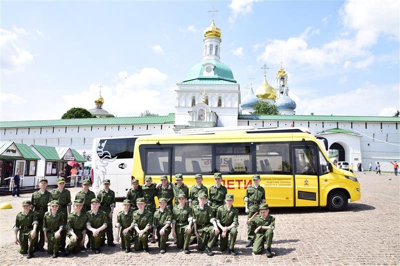 Московские кадеты посетили Сергиево-Троицкую Лавру