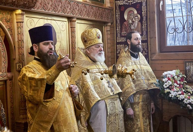 Архиерейское богослужение в Князь-Владимирском храме
