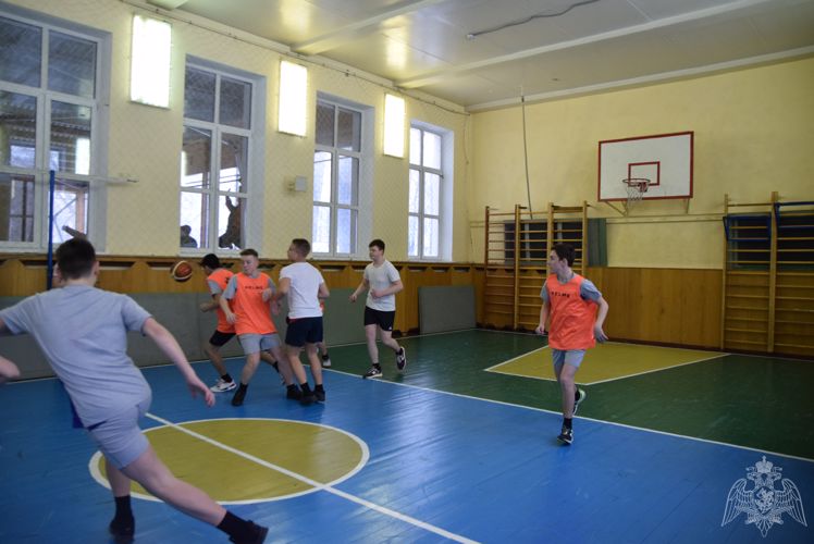 состоялись соревнования по волейболу, перетягиванию каната и баскетболу в рамках Спартакиады училища