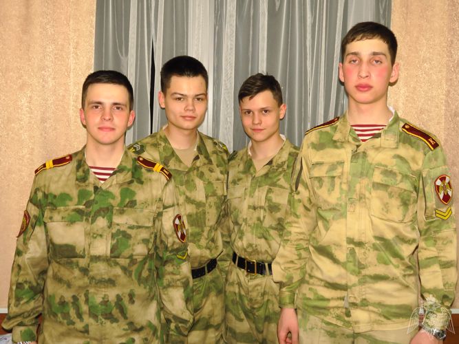 Кадеты в Саратовском военном институте