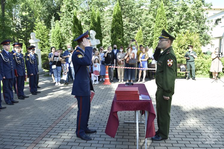 ТОРЖЕСТВЕННОЕ ВРУЧЕНИЕ АТТЕСТАТОВ КАДЕТАМ - ВЫПУСКНИКАМ 9-Х КЛАССОВ МОСКОВСКОГО ПРЕЗИДЕНТСКОГО КАДЕТСКОГО УЧИЛИЩА ИМЕНИ М.А. ШОЛОХОВА ВОЙСК  НАЦИОНАЛЬНОЙ ГВАРДИИ РОССИЙСКОЙ ФЕДЕРАЦИИ
