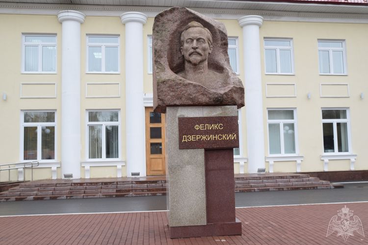 Посещение кадетами  московского президентского кадетского училища Отдельной дивизии оперативного назначения им. Ф.Э. Дзержинского