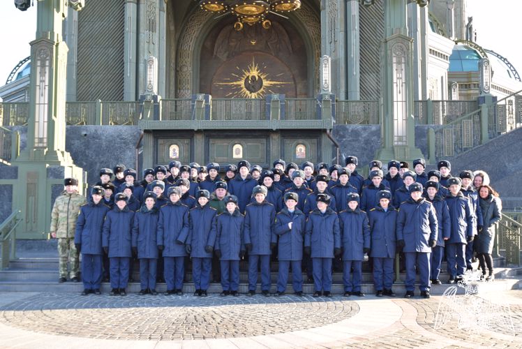 ЭКСКУРСИЯ КАДЕТ МПКУ ИМ. М.А. ШОЛОХОВА РОСГВАРДИИ В ПАРК «ПАТРИОТ» МИНОБОРОНЫ РОССИИ