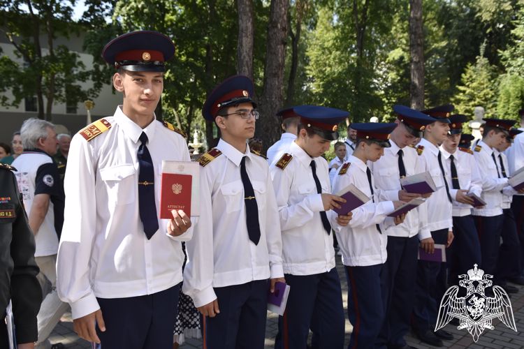 ТОРЖЕСТВЕННОЕ ВРУЧЕНИЕ АТТЕСТАТОВ КАДЕТАМ - ВЫПУСКНИКАМ 9-Х КЛАССОВ 