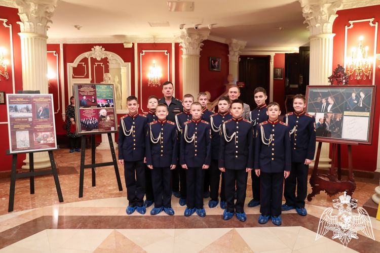  В государственной картинной галерее Народного художника СССР Александра Шилова открылась персональная выставка рисунков наших кадет