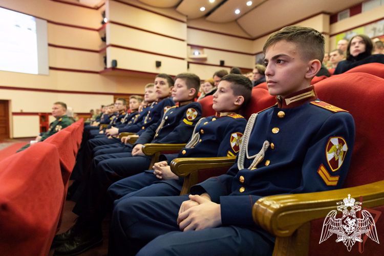 Работники и кадеты МПКУ Росгвардии участвуют в мероприятиях, посвященных Дню памяти о россиянах, исполнявших служебный долг за пределами Отечества