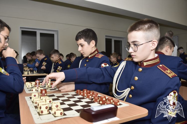 В училище состоялся шахматный турнир «Кубок МПКУ им. М.А. Шолохова по индийским шахматам и русским шахматам (таврелям) 2023»