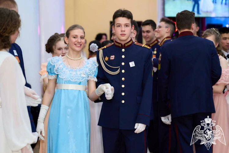 КАДЕТЫ РОСГВАРДИИ ПРИНЯЛИ УЧАСТИЕ В БАЛЕ «МЕЛОДИЯ ВЕСНЫ»