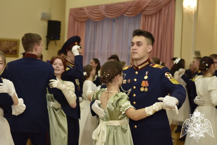 В Училище состоялся "Бал выпускного курса"