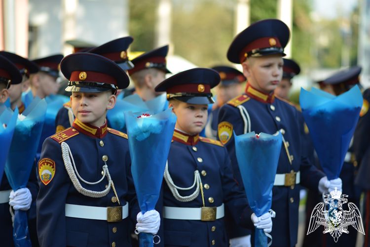 1 сентября 2023 года в МПКУ имени М.А. Шолохова войск национальной гвардии прошли торжественные мероприятия, посвященные Дню знаний