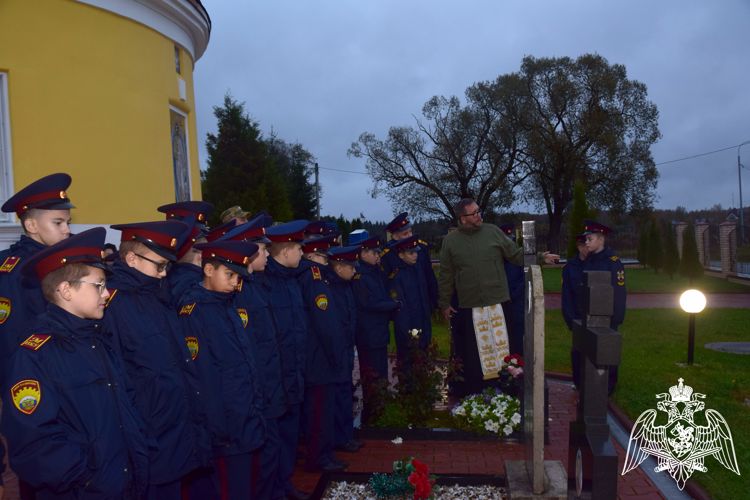 Кадеты училища почтили память воина-мученика Евгения Родионова