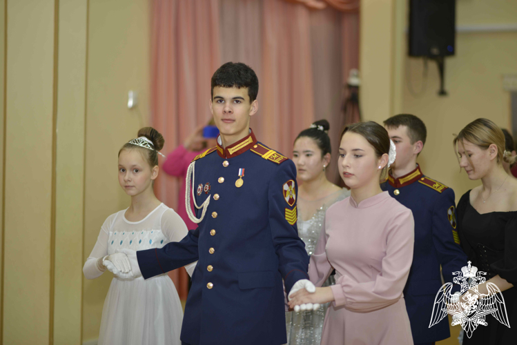 26 декабря 2023 года в нашем училище состоялся еще один замечательный бал организованный кадетами пятого учебного курса