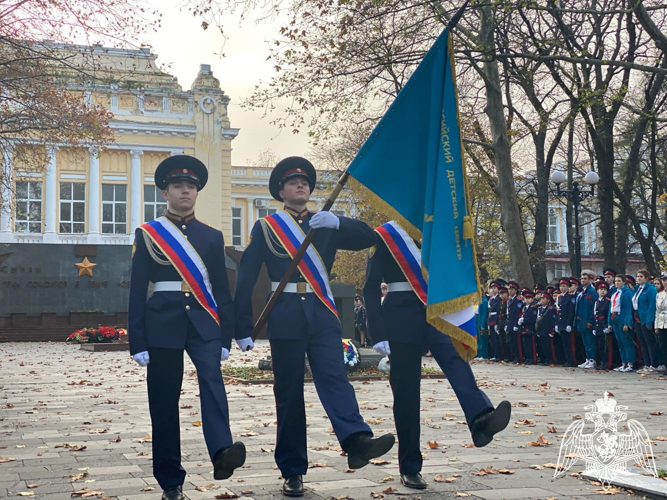 Участие кадет училища во Всероссийском слёте кадетских корпусов России  в детском центре «Орлёнок»
