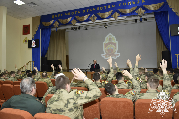Встреча кадет с Героем России генерал-майором Липовым С.А., председателем Президиума Общероссийской общественной  организации «Офицеры России»,  заслуженным военным летчиком Российской Федерации 1 февраля 2024 года