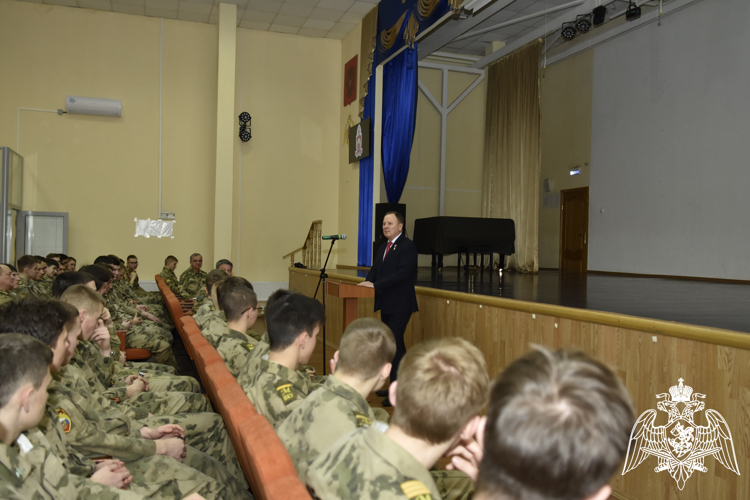 Встреча кадет с Героем России генерал-майором Липовым С.А., председателем Президиума Общероссийской общественной  организации «Офицеры России»,  заслуженным военным летчиком Российской Федерации 1 февраля 2024 года