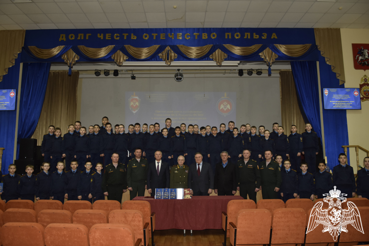 ПОД КРЫЛОМ ФОНДА СОДЕЙСТВИЯ И ПОДДЕРЖКИ «ОПЛОТ»