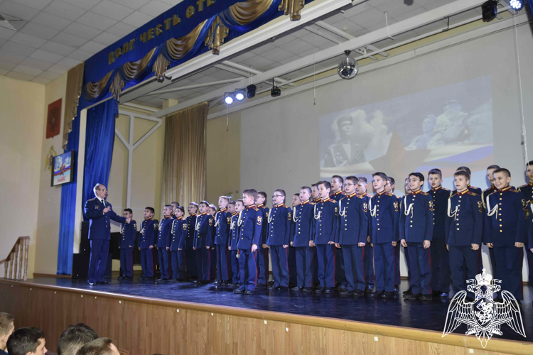21 ФЕВРАЛЯ В УЧИЛИЩЕ СОСТОЯЛСЯ ПРАЗДНИЧНЫЙ КОНЦЕРТ, ПОСВЯЩЁННЫЙ ДНЮ ЗАЩИТНИКА ОТЕЧЕСТВА