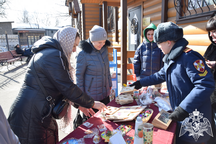 В храме святого равноапостольного князя Владимира при  МПКУ им. М.А. Шолохова войск национальной гвардии  прошла благотворительная ярмарка