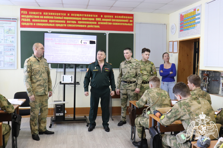 КАДЕТЫ УЧИЛИЩА ПОСЕТИЛИ ВОЕННЫЕ ОБРАЗОВАТЕЛЬНЫЕ ОРГАНИЗАЦИИ ВЫСШЕГО ОБРАЗОВАНИЯ РОСГВАРДИИ