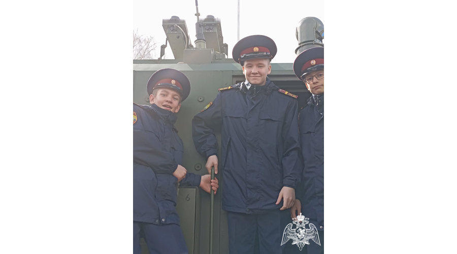 КАДЕТЫ МОСКОВСКОГО ПРЕЗИДЕНТСКОГО КАДЕТСКОГО УЧИЛИЩА ИМЕНИ М.А. ШОЛОХОВА ПРИНЯЛИ УЧАСТИЕ  В ВОЕННО-ПАТРИОТИЧЕСКОМ СЛЁТЕ КАДЕТСКИХ КЛАССОВ МОСКОВСКОГО ГАРНИЗОНА
