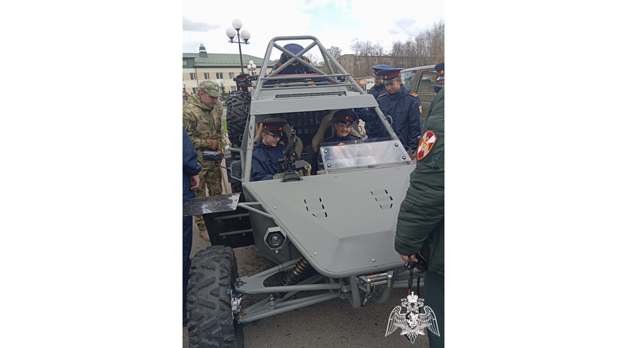 КАДЕТЫ МОСКОВСКОГО ПРЕЗИДЕНТСКОГО КАДЕТСКОГО УЧИЛИЩА ИМЕНИ М.А. ШОЛОХОВА ПРИНЯЛИ УЧАСТИЕ  В ВОЕННО-ПАТРИОТИЧЕСКОМ СЛЁТЕ КАДЕТСКИХ КЛАССОВ МОСКОВСКОГО ГАРНИЗОНА