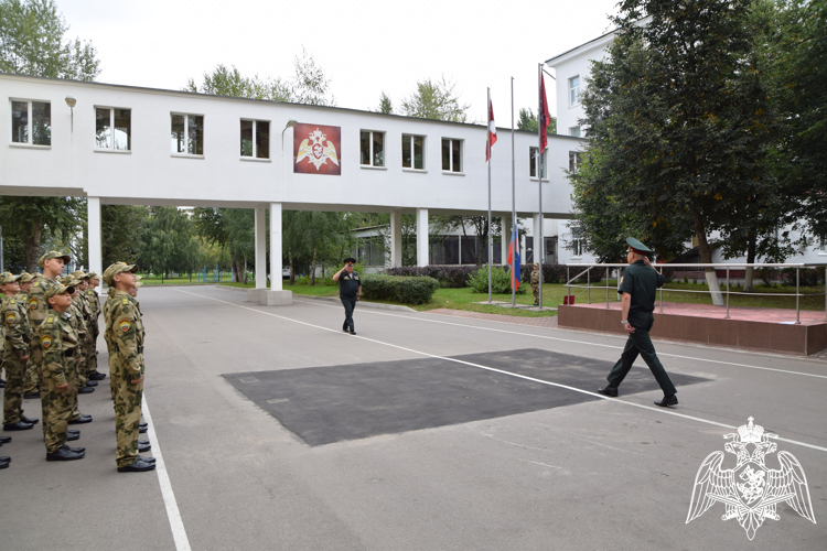 ДЕНЬ ГОСУДАРСТВЕННОГО ФЛАГА РОССИЙСКОЙ ФЕДЕРАЦИИ В МОСКОВСКОМ ПРЕЗИДЕНТСКОМ КАДЕТСКОМ УЧИЛИЩЕ ИМЕНИ М.А.ШОЛОХОВА ВОЙСК НАЦИОНАЛЬНОЙ ГВАРДИИ РОССИЙСКОЙ ФЕДЕРАЦИИ