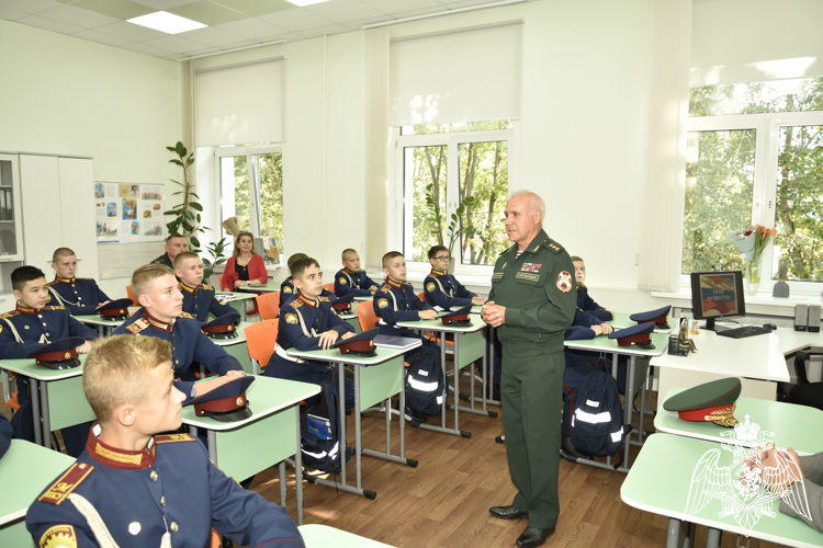 2 сентября 2024 года в МПКУ имени М.А. Шолохова войск национальной гвардии прошли торжественные мероприятия, посвященные Дню знаний