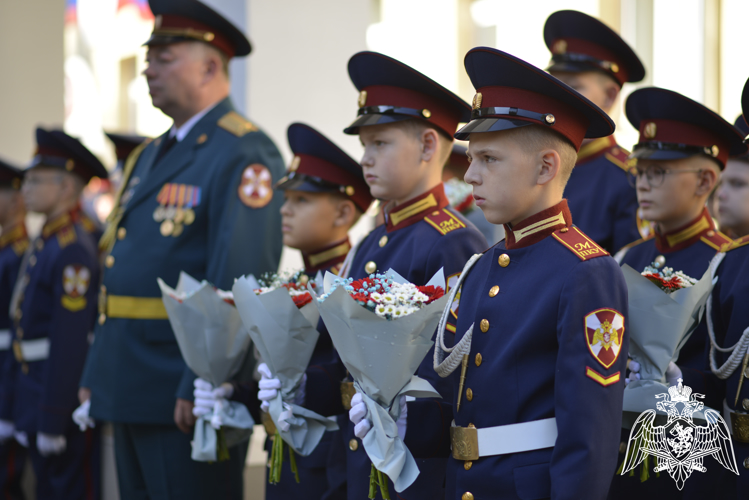 2 сентября 2024 года в МПКУ имени М.А. Шолохова войск национальной гвардии прошли торжественные мероприятия, посвященные Дню знаний