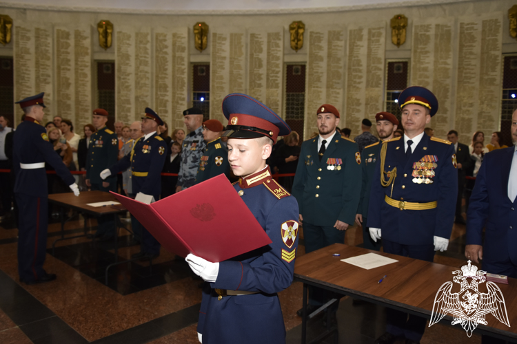 Воспитанники МПКУ войск национальной гвардии приведены к Торжественной клятве кадета