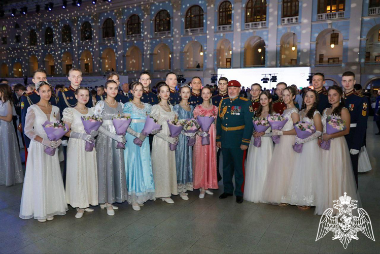Кадеты МПКУ им. М.А. Шолохова приняли участие в IX МЕЖДУНАРОДНОМ КРЕМЛЕВСКОМ БЛАГОТВОРИТЕЛЬНОМ КАДЕТСКОМ БАЛЕ