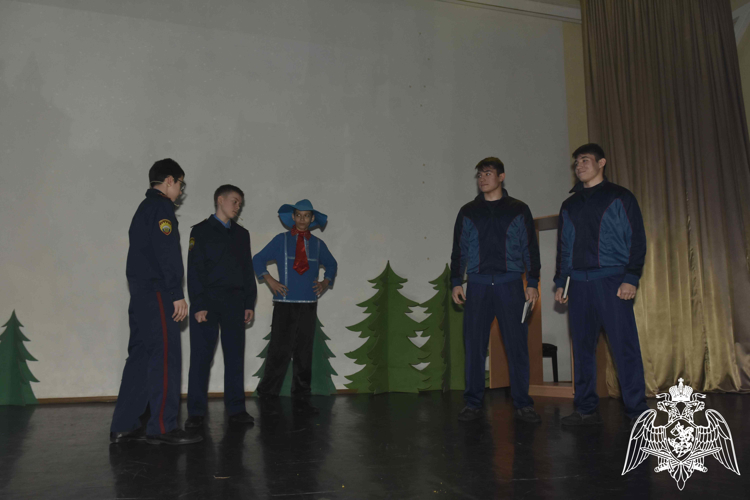 В училище прошел праздничный театрализованный концерт: "Неуловимое чудо"