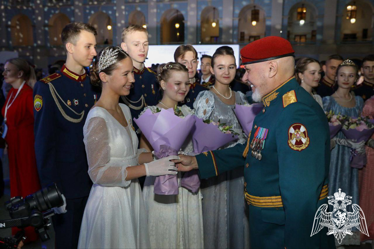 Кадеты МПКУ им. М.А. Шолохова приняли участие в IX МЕЖДУНАРОДНОМ КРЕМЛЕВСКОМ БЛАГОТВОРИТЕЛЬНОМ КАДЕТСКОМ БАЛЕ