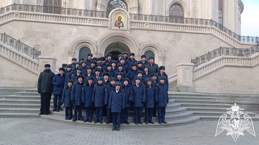 Паломничество кадетов в Сретенский монастырь