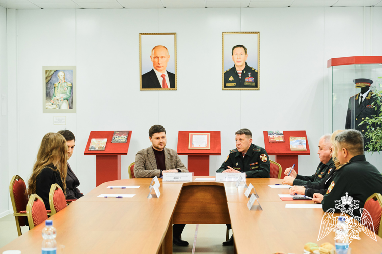 Кадетское училище и "Мосволонтер" подписали соглашение о сотрудничестве