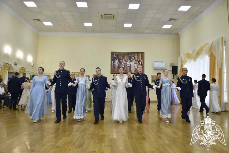 Традиционный бал выпускного курса училища состоялся 3 марта