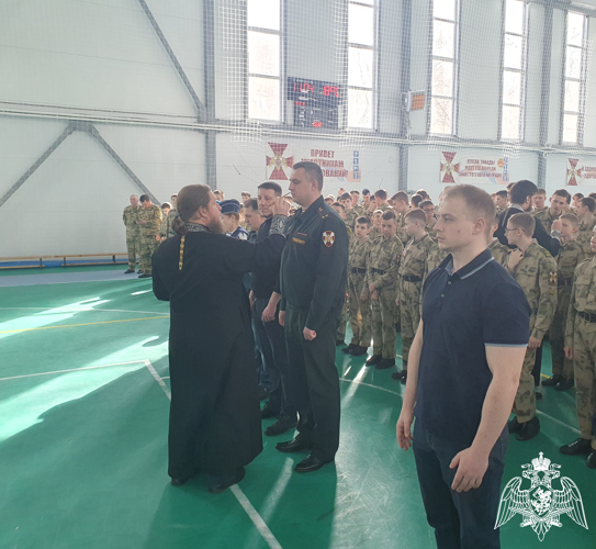 Воспитанники и работники училища приняли участие в таинстве Соборования