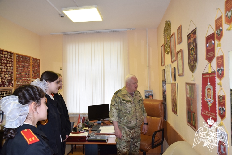 Экскурсионный визит кадет МБОУ СОШ № 14 г. Александрова Владимирской области в Московское президентское кадетское училище имени М.А. Шолохова войск национальной гвардии  Российской Федерации