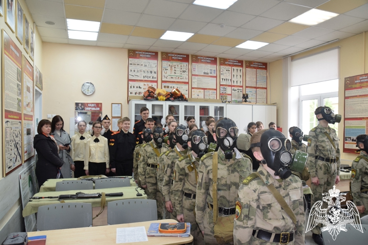 Экскурсионный визит кадет МБОУ СОШ № 14 г. Александрова Владимирской области в Московское президентское кадетское училище имени М.А. Шолохова войск национальной гвардии  Российской Федерации