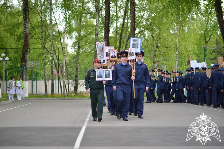 Кадеты МПКУ войск национальной гвардии приняли участие в шествии Бессмертного полка
