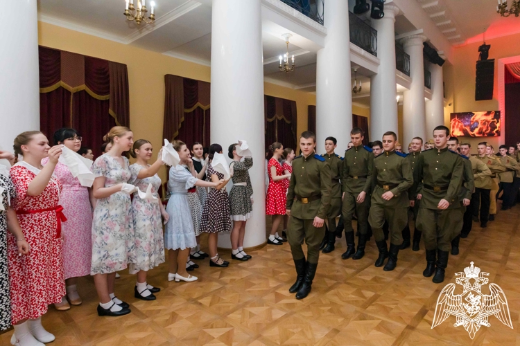 Кадеты МПКУ имени М.А. Шолохова войск национальной гвардии приняли участие в кадетском бале «Весна 1945-го»