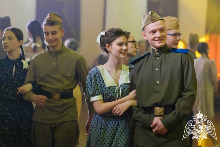 Кадеты МПКУ имени М.А. Шолохова войск национальной гвардии приняли участие в кадетском бале «Весна 1945-го»