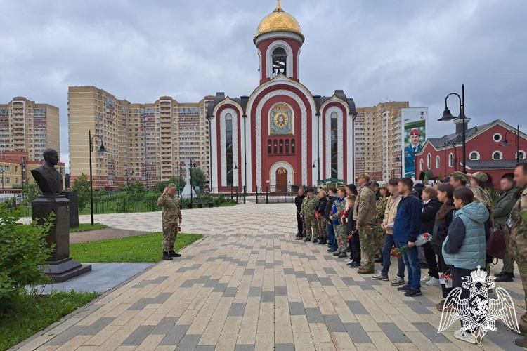 ВОЕННОСЛУЖАЩИЕ И РАБОТНИКИ УЧИЛИЩА СТАЛИ УЧАСТНИКАМИ ВОЕННО-ИСТОРИЧЕСКОЙ ЭКСПЕДИЦИИ "РУБЕЖ-2025"