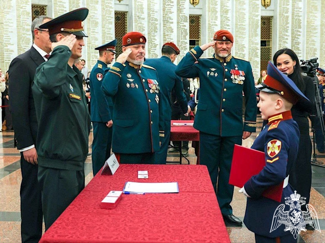Воспитанники Московского президентского кадетского училища имени М.А. Шолохова войск национальной гвардии Российской Федерации приняли Торжественную клятву кадета