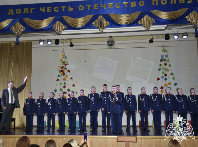 Концерт, посвященный Дню матери, прошел в Московском президентском кадетском училище