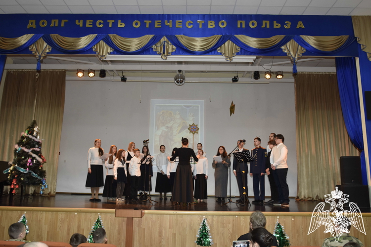 Рождественские песнопения в Московском президентском кадетском училище имени М.А. Шолохова войск национальной гвардии