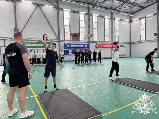 Товарищеские соревнования на первенство училища по гиревому спорту