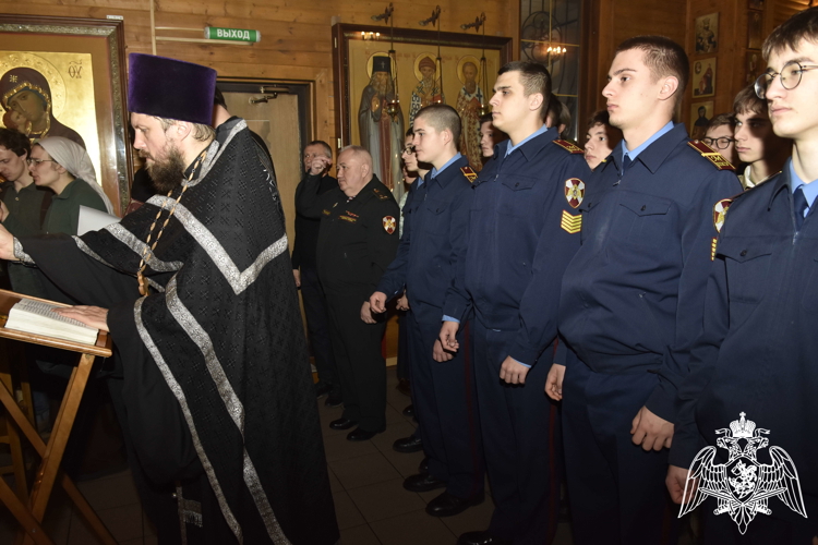 В Московском президентском кадетском училище имени М.А. Шолохова войск национальной гвардии Российской Федерации отметили День войск национальной гвардии