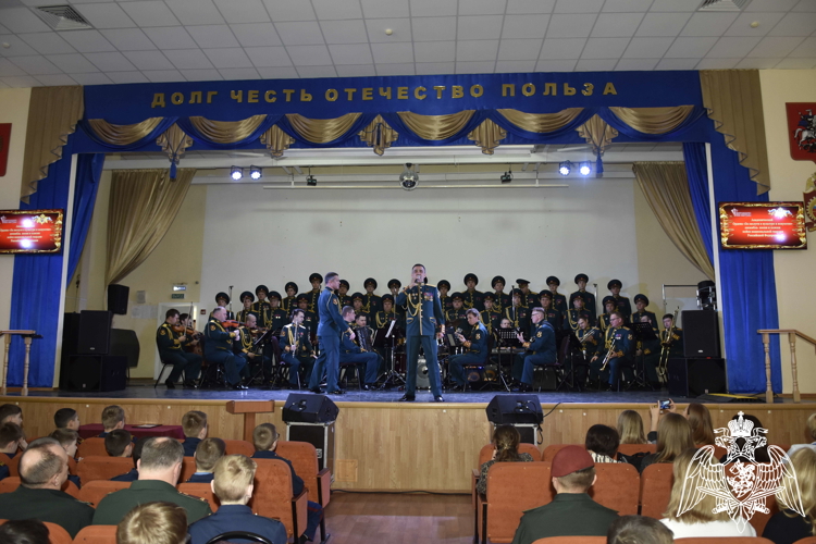 В Московском президентском кадетском училище имени М.А. Шолохова войск национальной гвардии Российской Федерации отметили День войск национальной гвардии